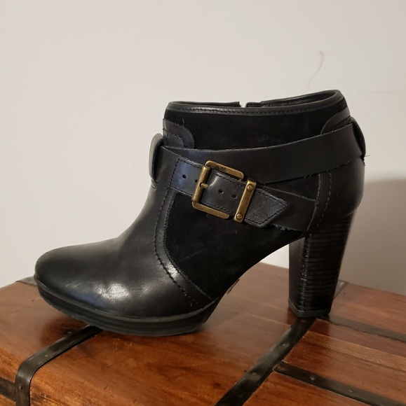 clarks vegan boots